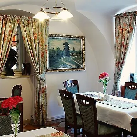 Przy Oslej Bramie 3*